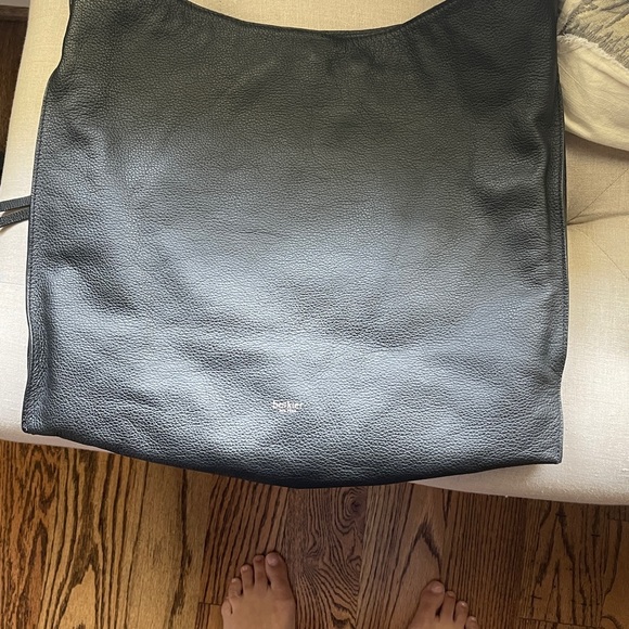 Botkier chelsea bucket shoulder bag in BLACK …EUC - Picture 6 of 8